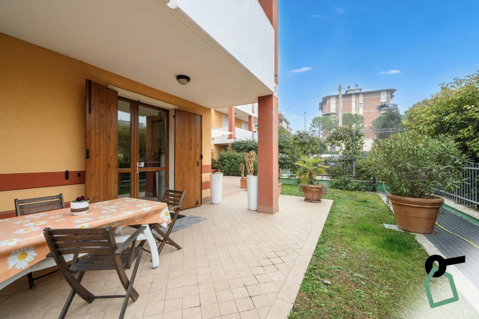 Hotiday Residence Garda Peschiera del Garda Exterior photo